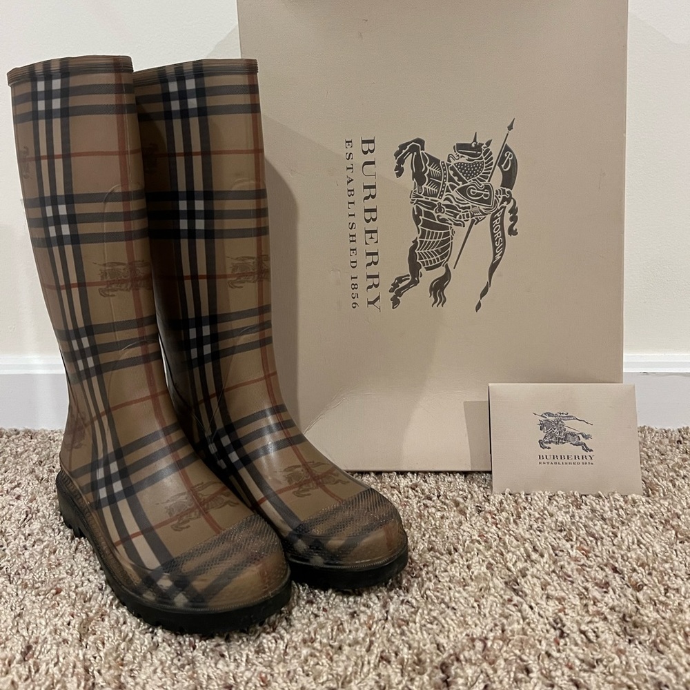 Burberry Haymarket Rainboots (39 European/8 US)